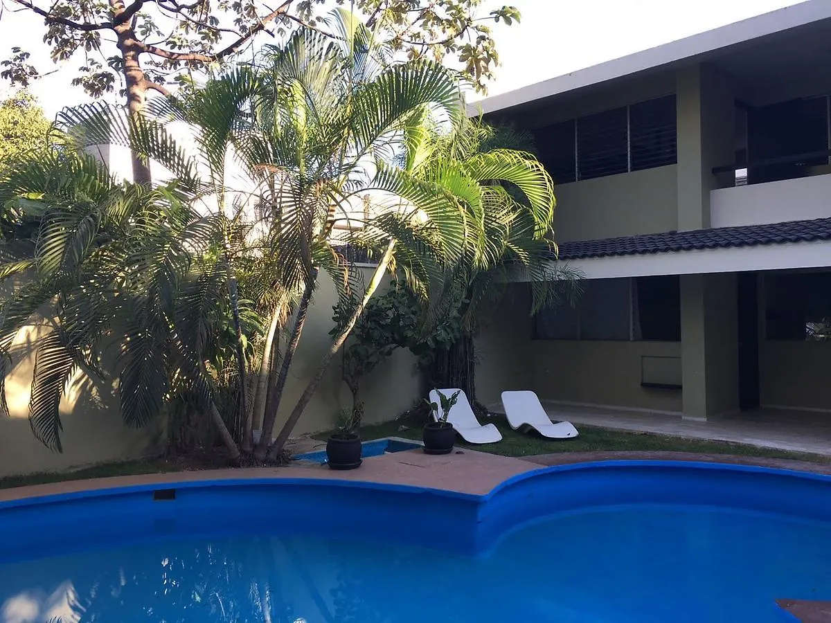 Deja Hostel Suites Playa del Carmen Mexiko