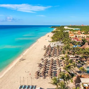 Курортный комплекс Iberostar Waves Quetzal